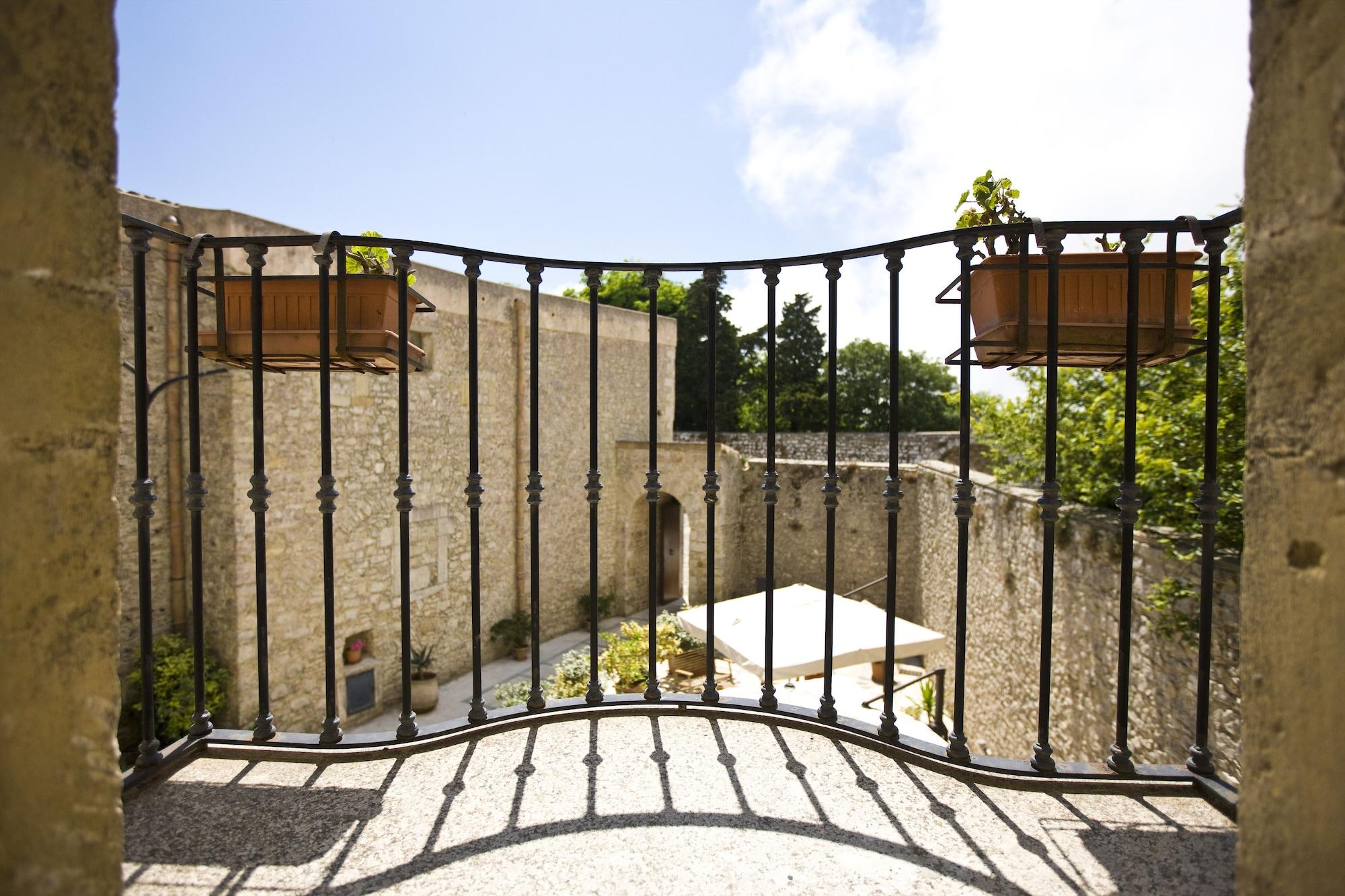 Il Carmine Dimora Storica Otel Erice Dış mekan fotoğraf